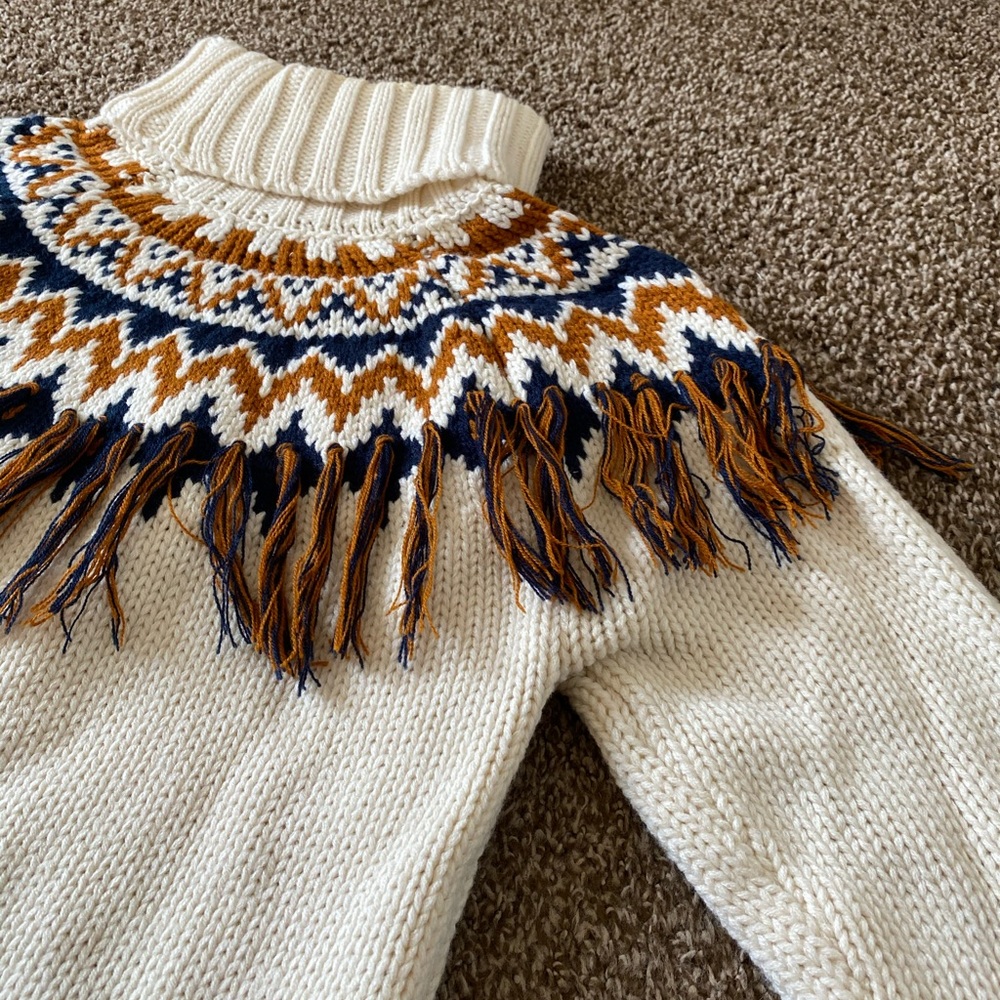 Patterned Sweater - Picture 2 of 3